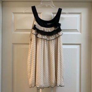 CREAM & BLACK POLKA DOT TOP (FLOWER & LACE DETAIL)